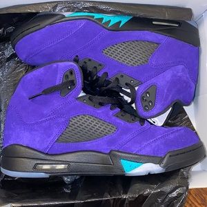 Air Jordan 5 Retro ‘Grape’
